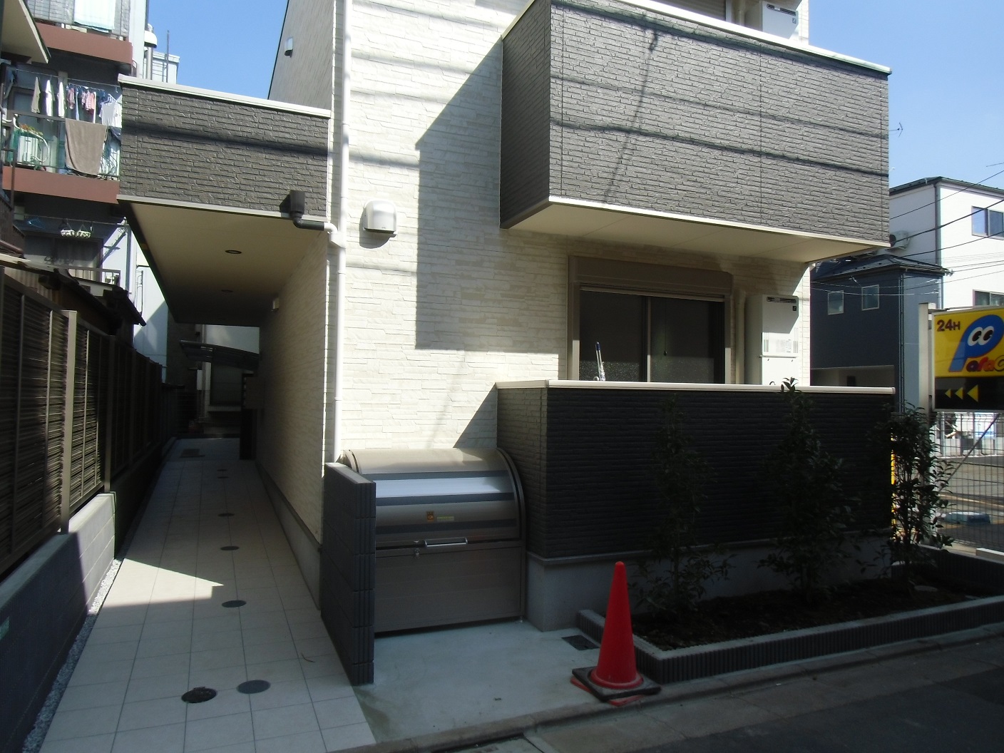 変形敷地を最大限に活用した住居併用賃貸住宅