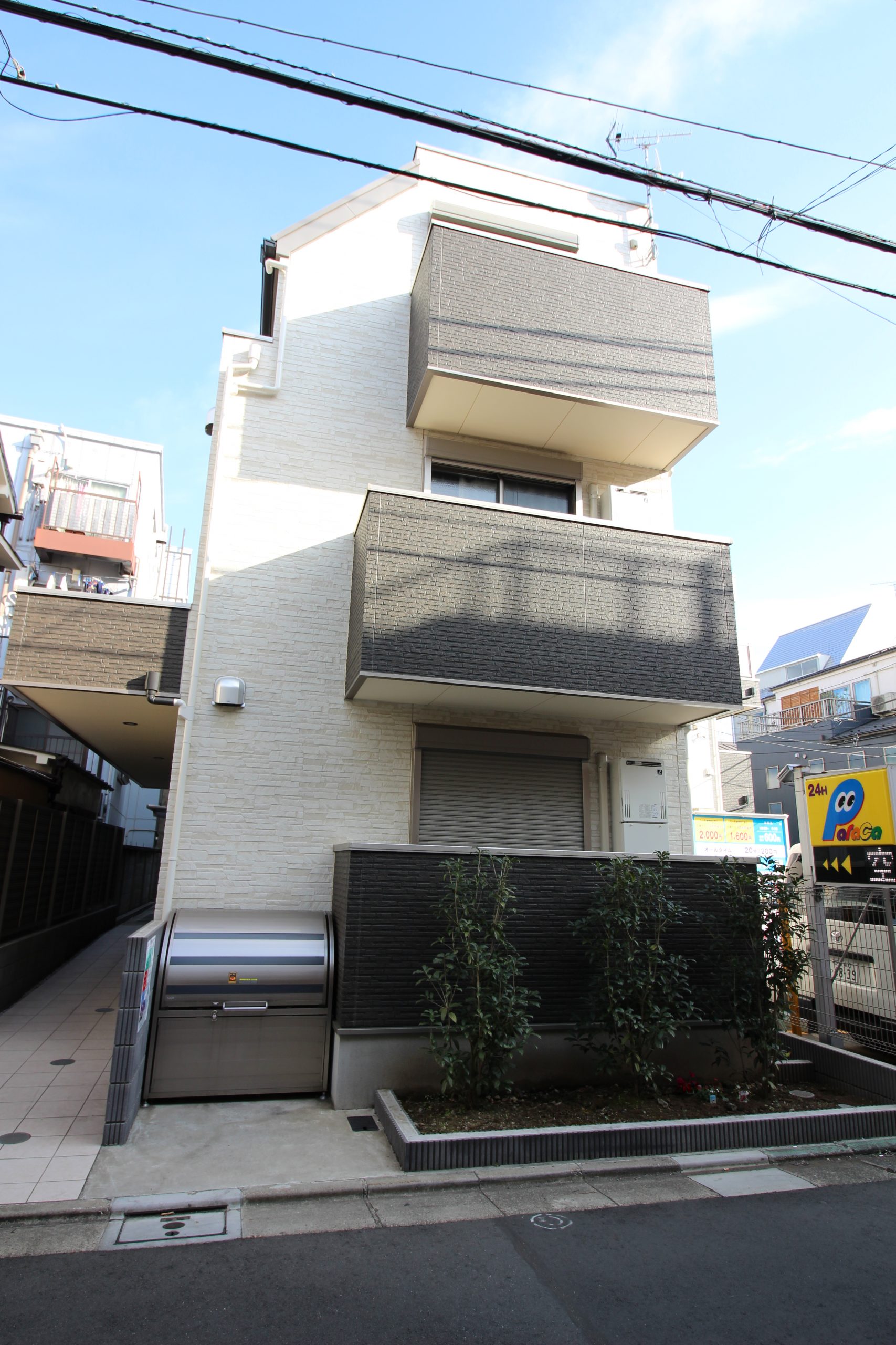 変形敷地を最大限に活用した住居併用賃貸住宅