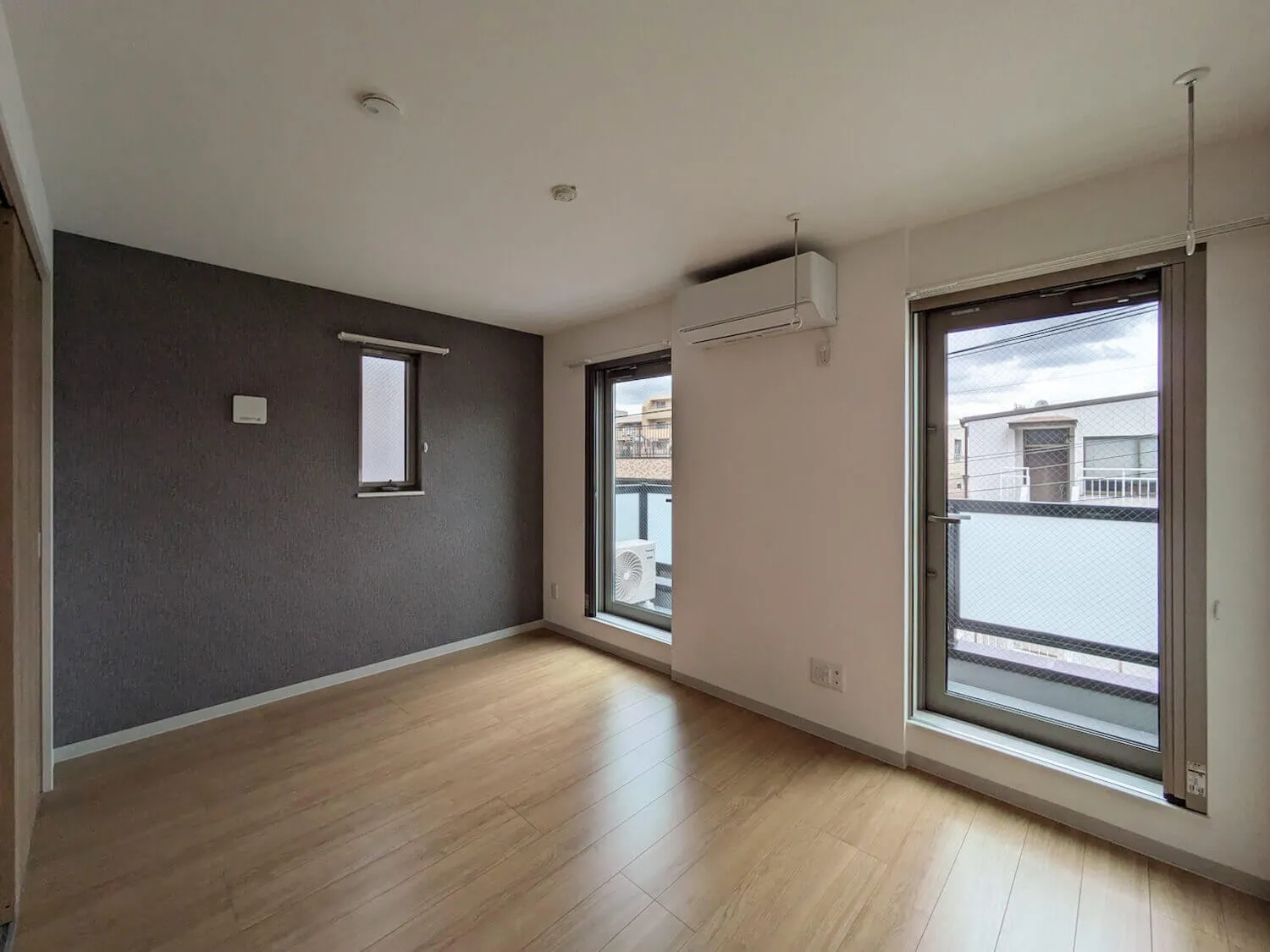 AVENT-K仕様の4階建て高収益物件